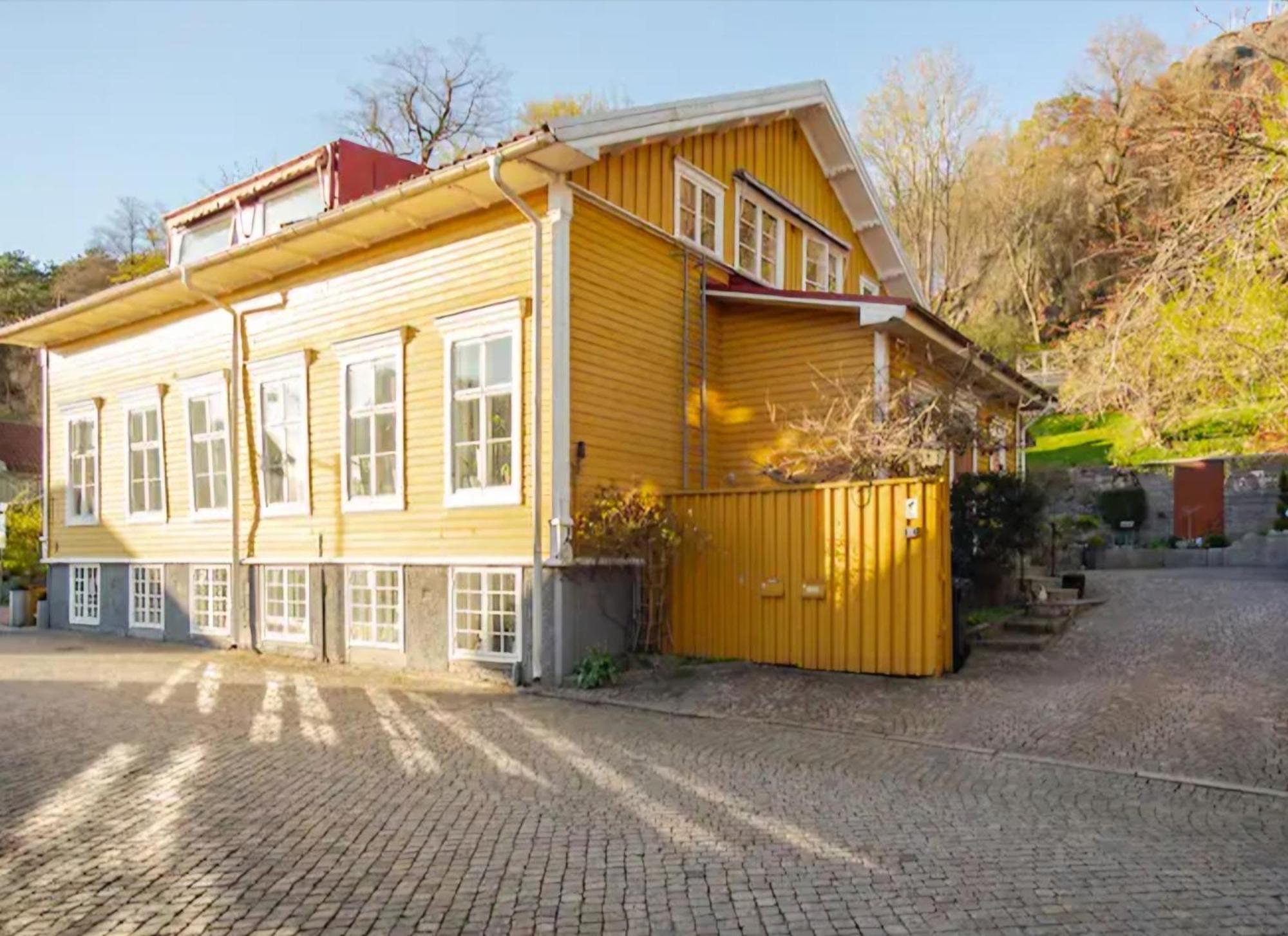 Outstanding Apartment Close To Gothenburg Кунґельв Екстер'єр фото